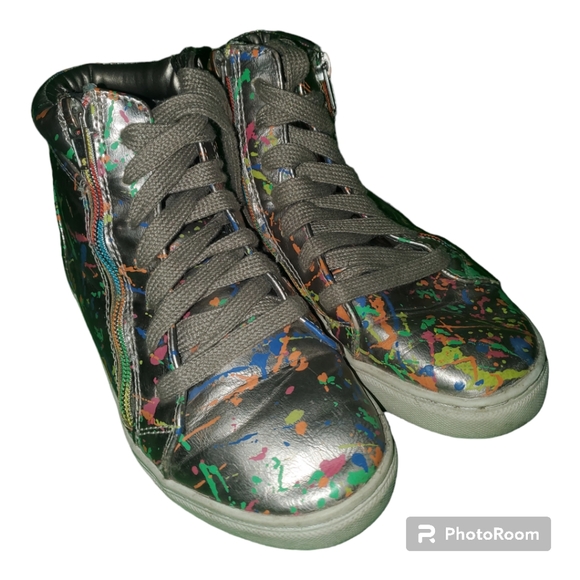 Youth Sneakers Size 2 - Picture 3 of 6